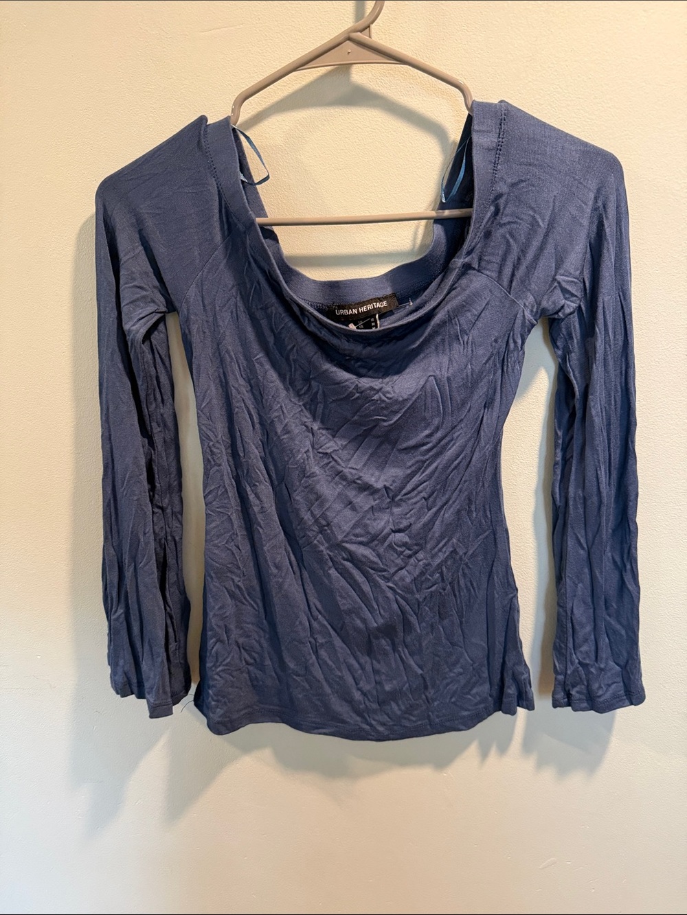 Urban Heritage Blue Scoop-Neck Long Sleeve Top Size Medium